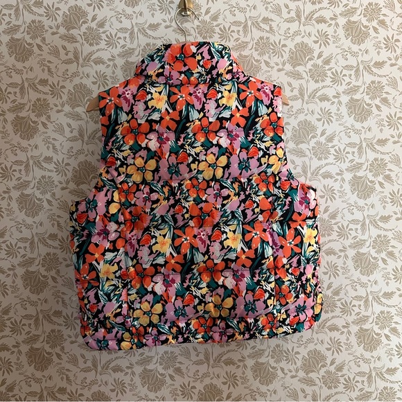 LFD Floral Puffer Vest Women’s Size S Bold Colorful Quilted Jacket Cozy - Picture 7 of 8